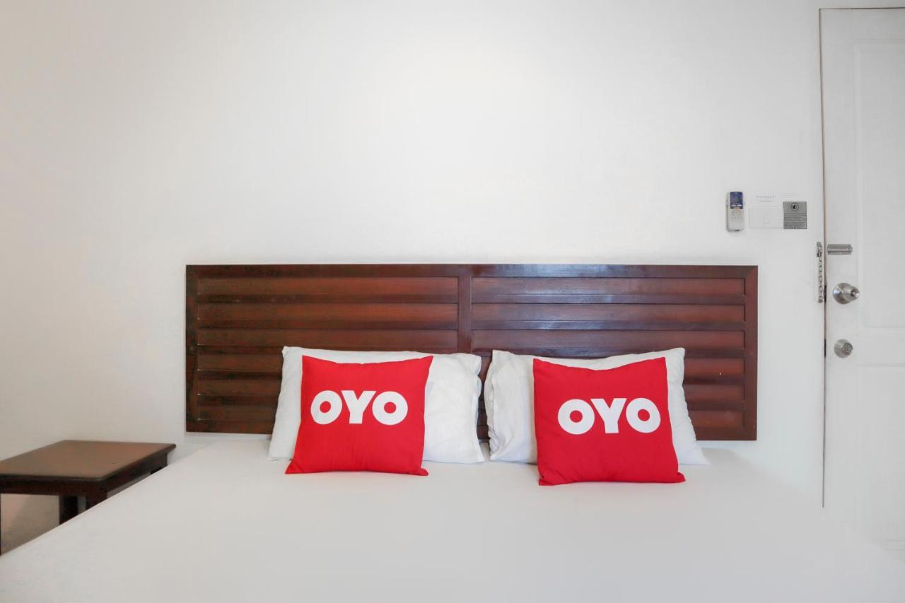 Hotel Oyo 1032 Beds Patong Phuket Esterno foto
